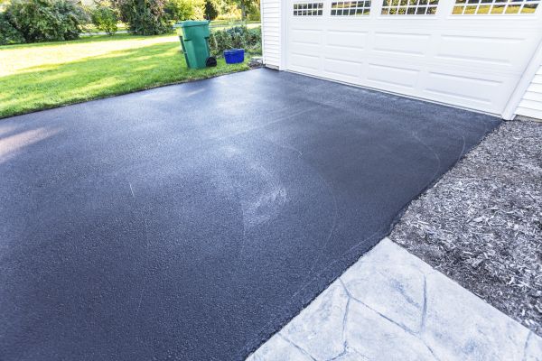 Blacktop Driveway Service in San Jose